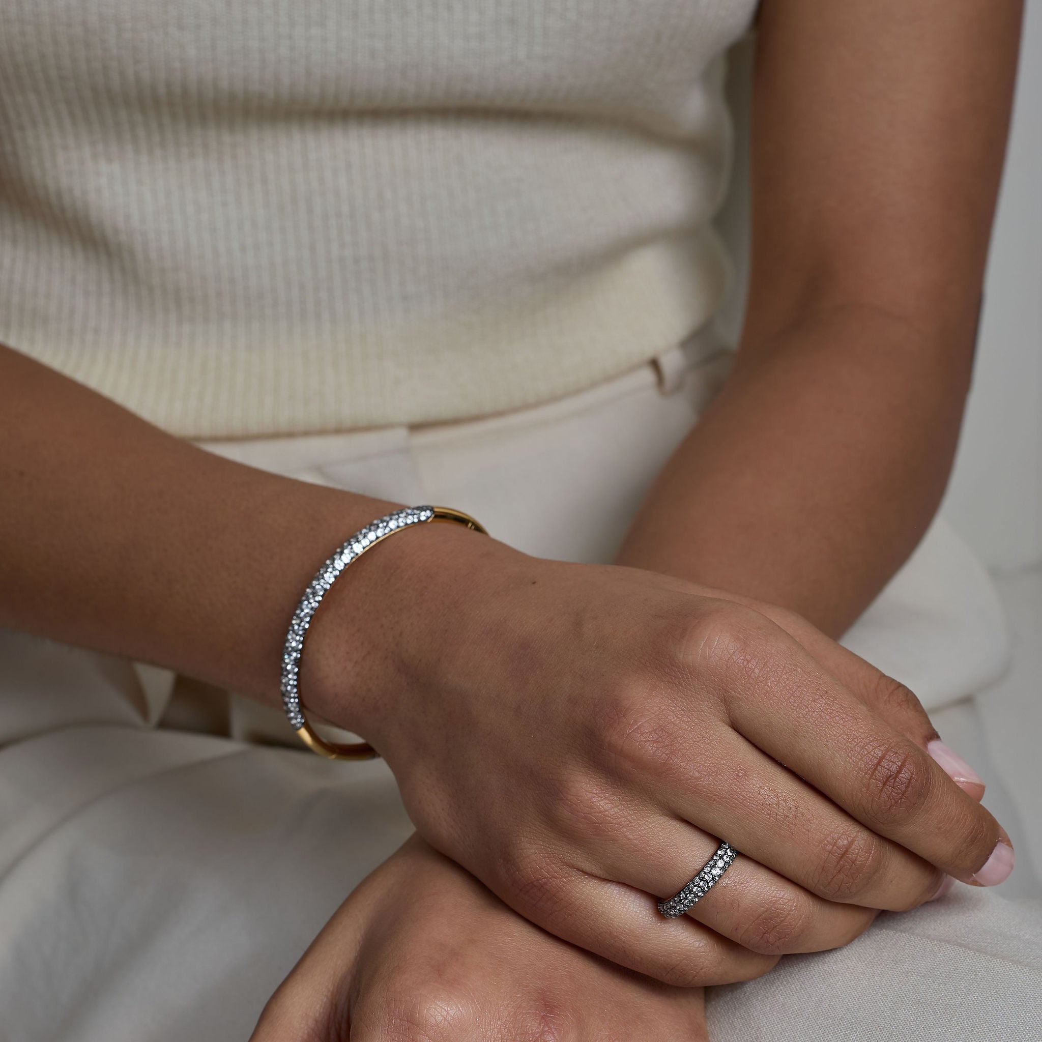 Halo Ring - Black Gold