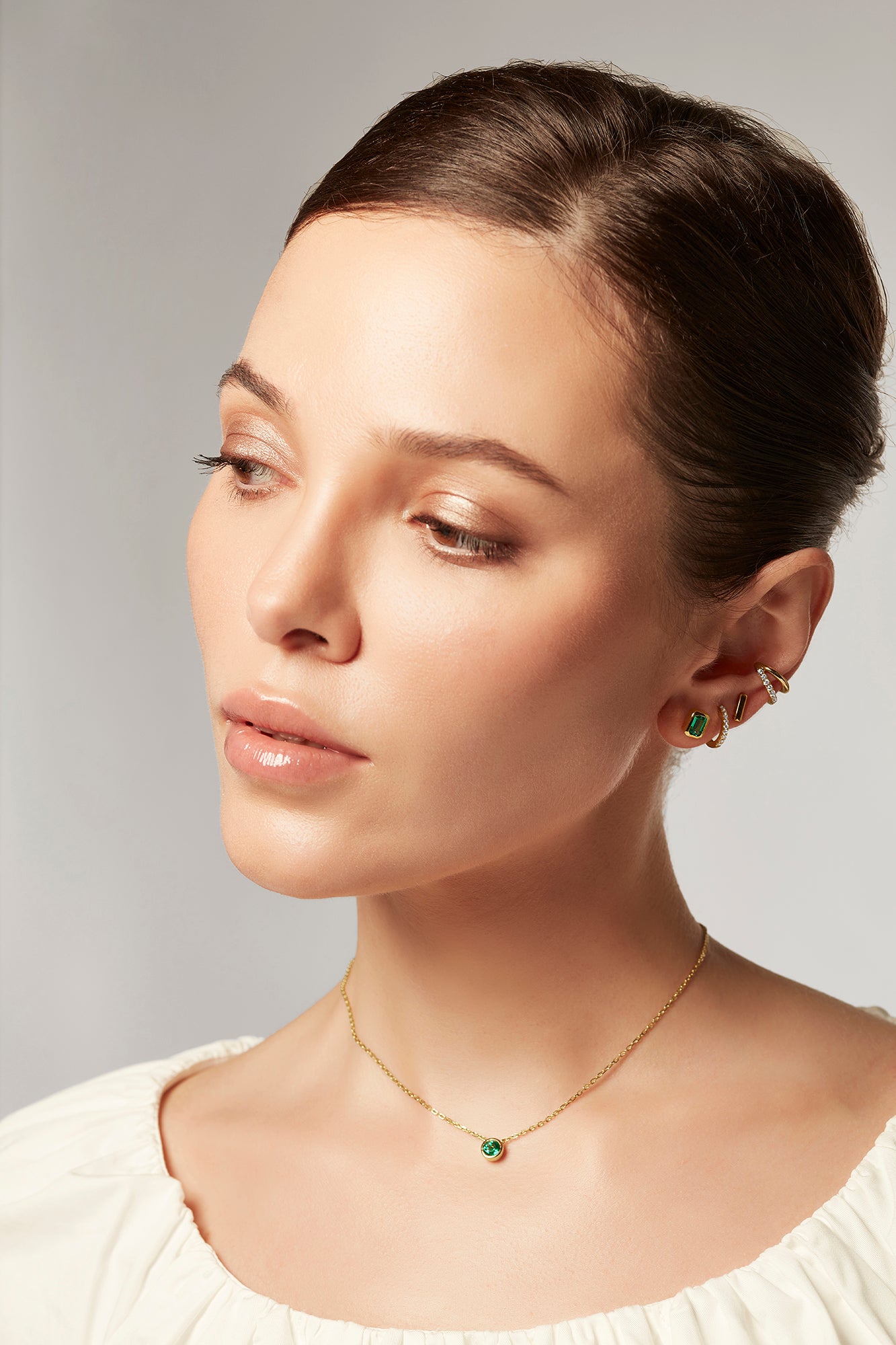 Round Emerald Necklace