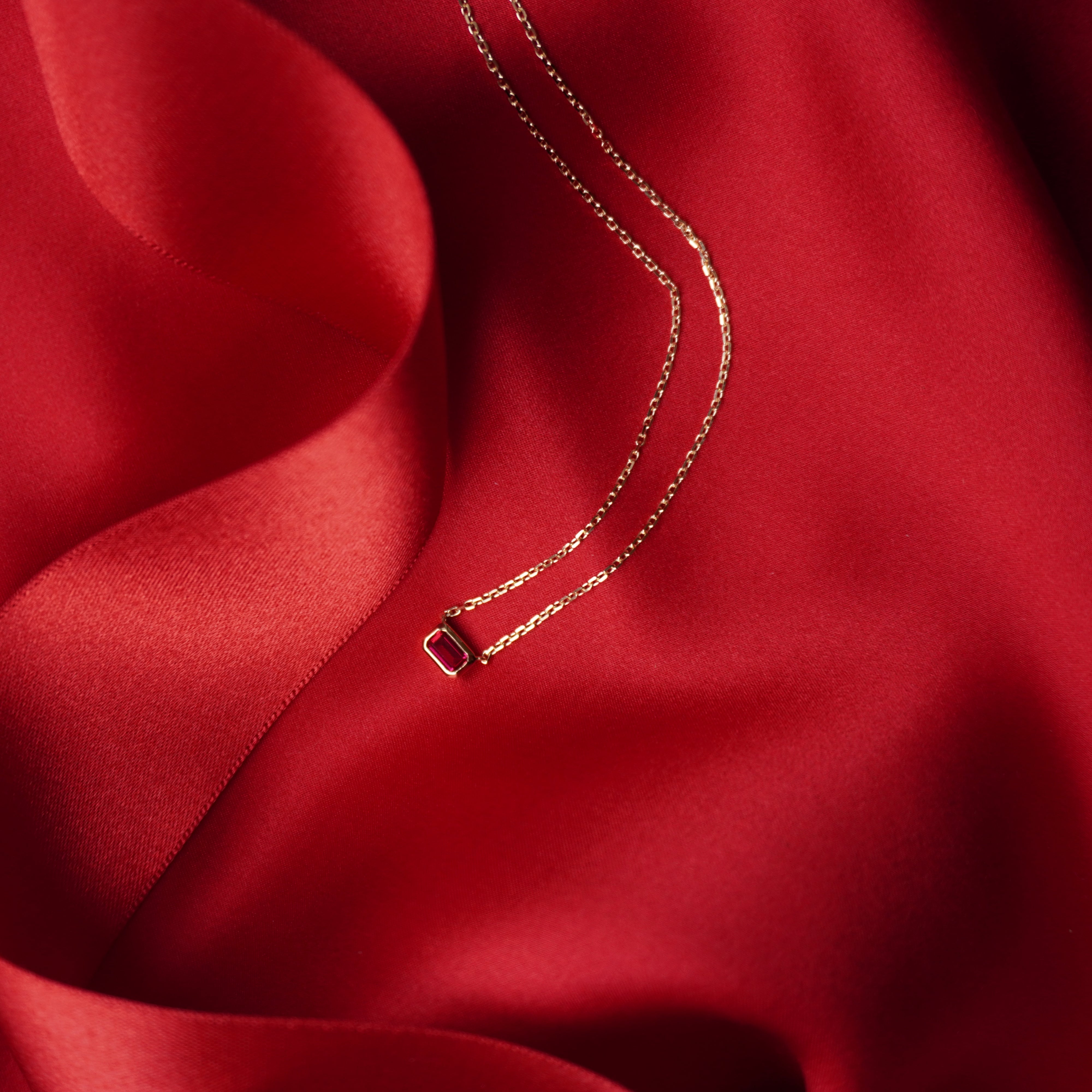 18kt Solid Gold Small Ruby Necklace