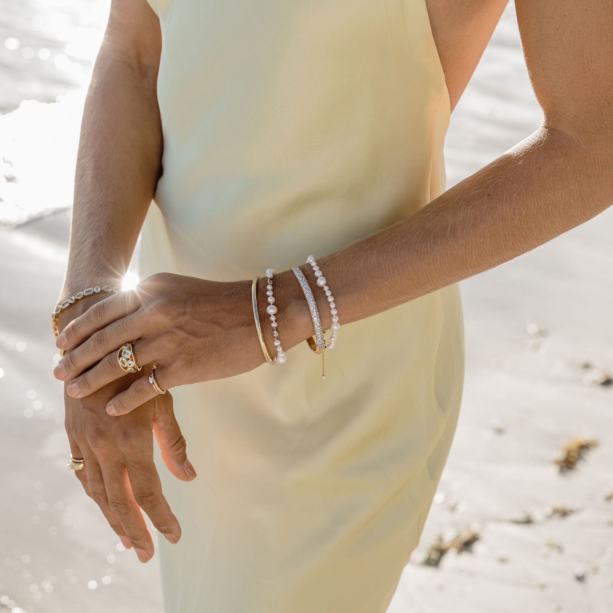 Threaded Pearl Bracelet - White Sapphire