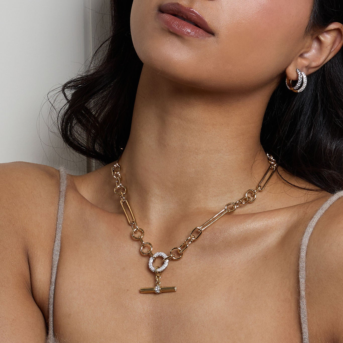 Halo Necklace with Detachable T-Bar - White Gold