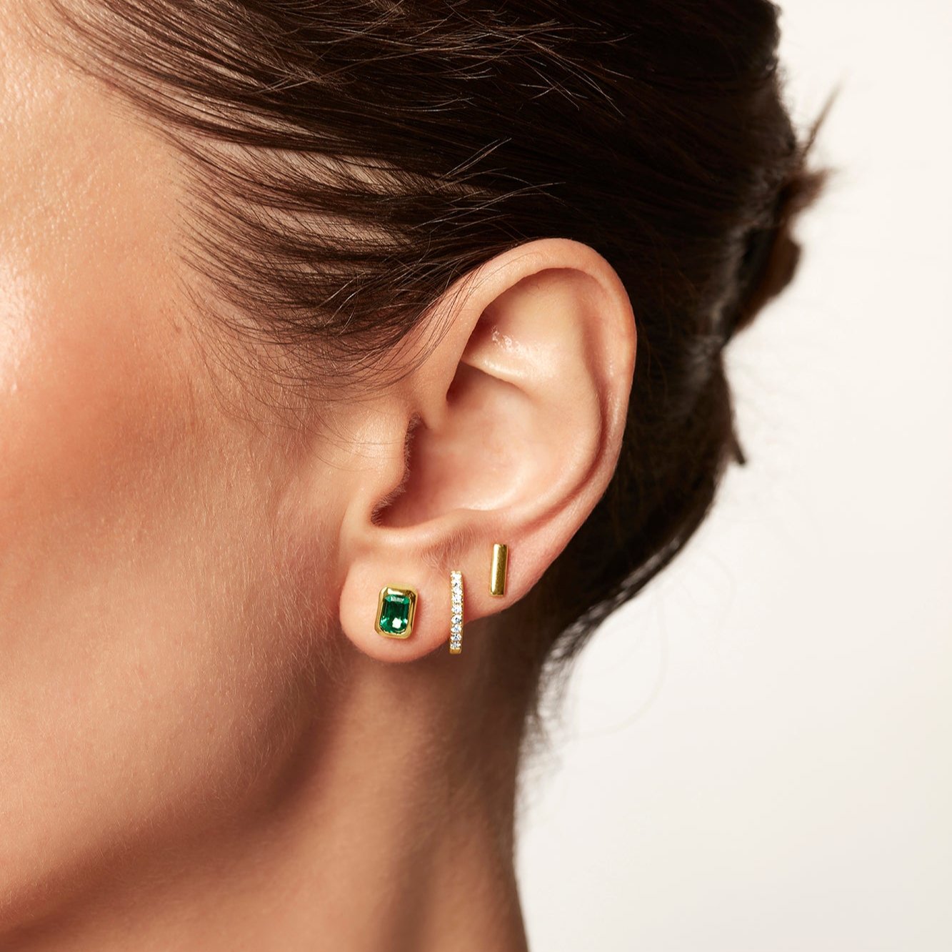 Chloe Emerald Stud Earrings