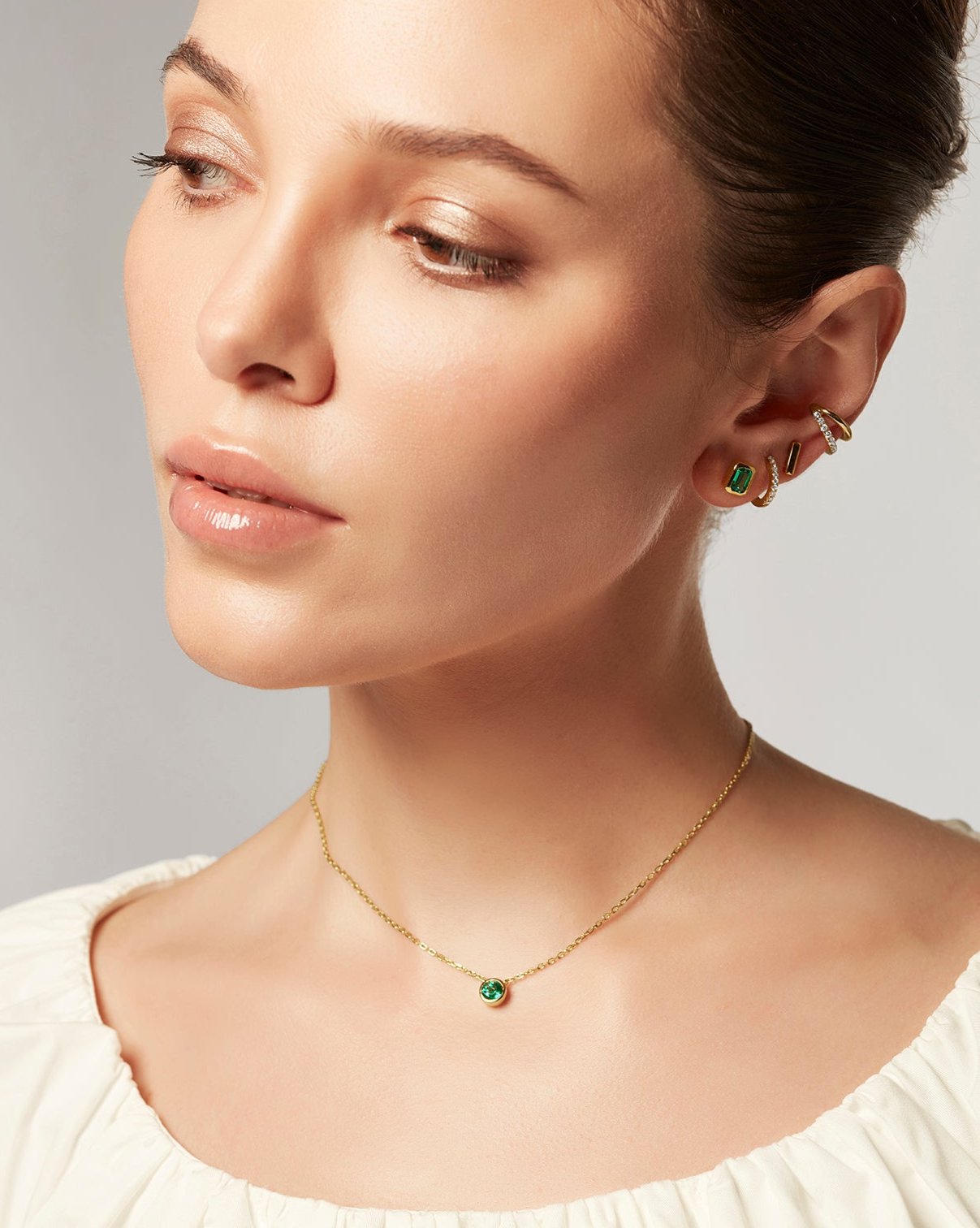 Round Emerald Necklace