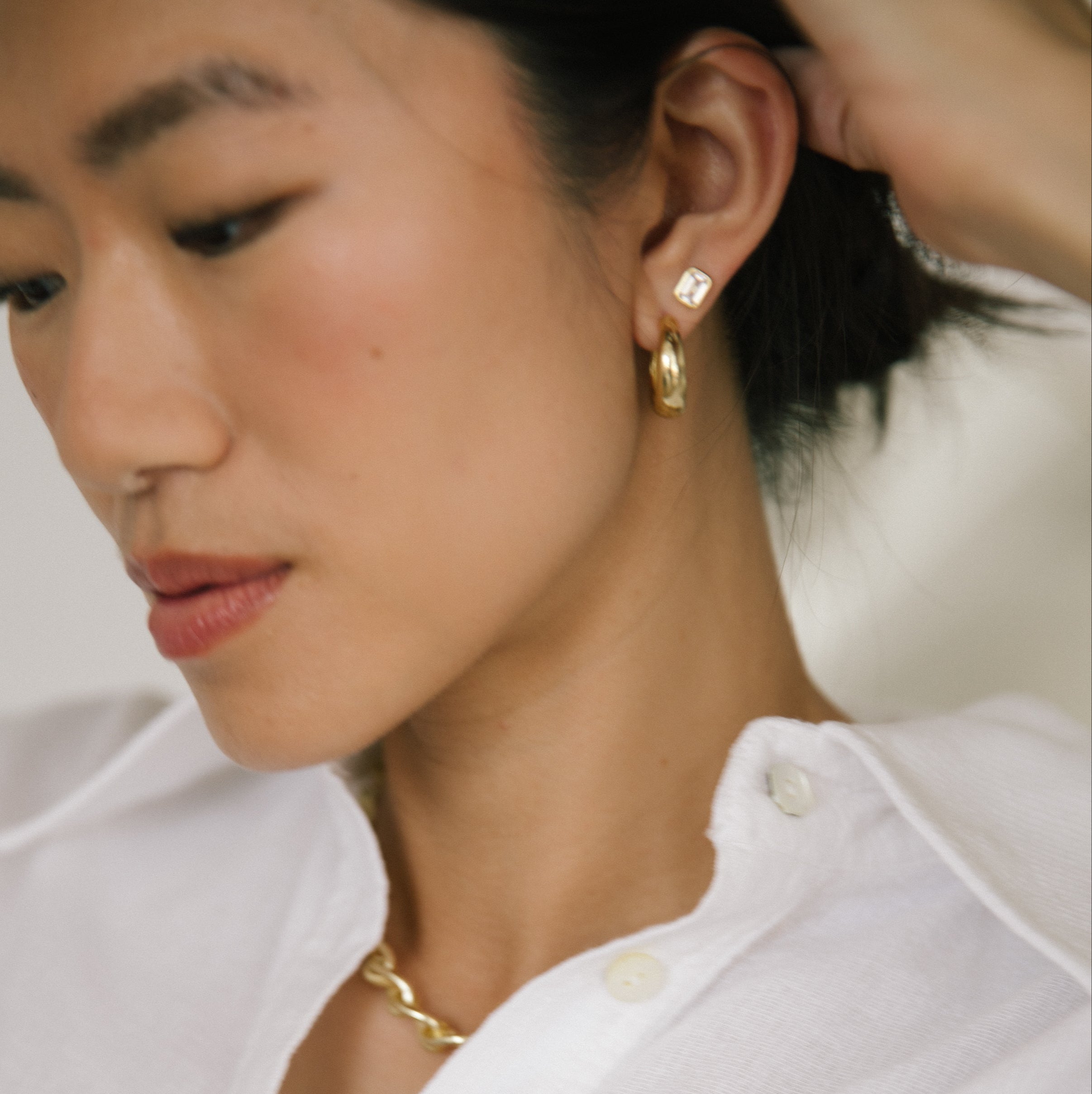Chloe Stud Earrings - White Sapphire