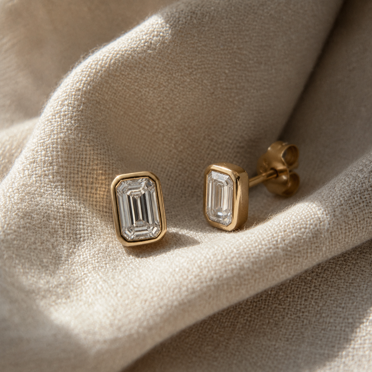 Chloe Studs - Moissanite