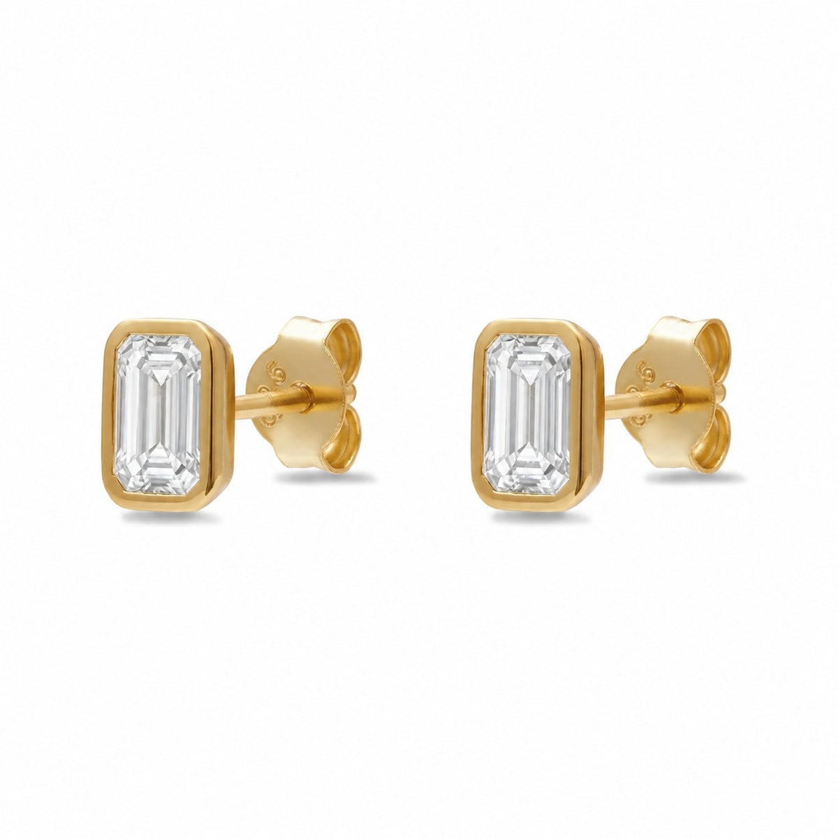 Chloe Studs - Moissanite